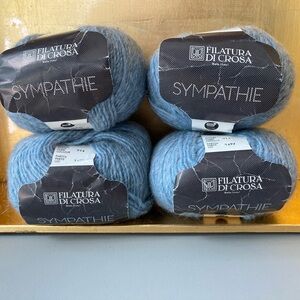 Filatura Di Crosa Sympathie. Wool / Mohair/ acrylic - 4 Balls NWT. Made in Italy